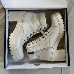 Nine West Quenton3 White Boots
